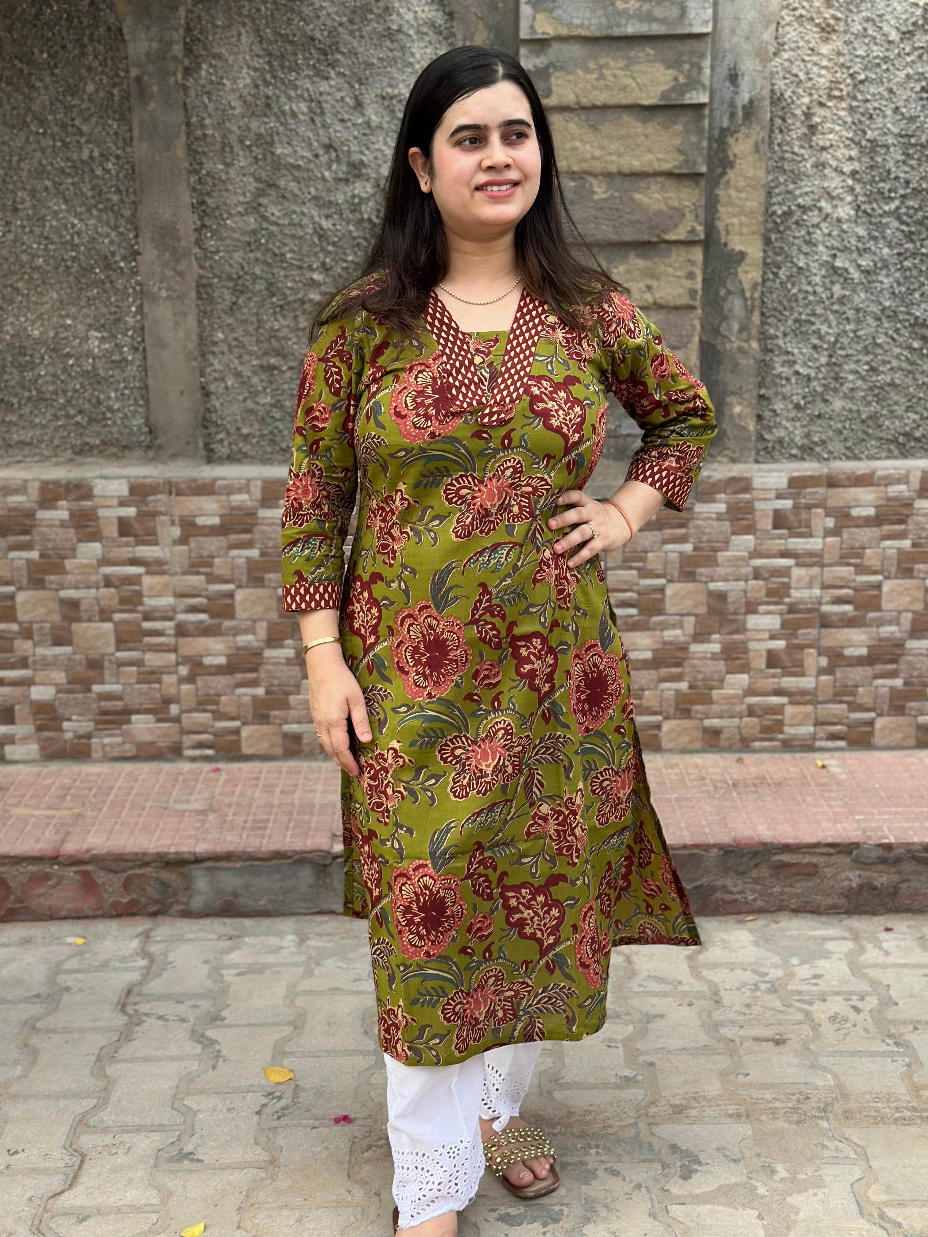 Airy Cotton Long Kurti floral - Vijay Laxmi