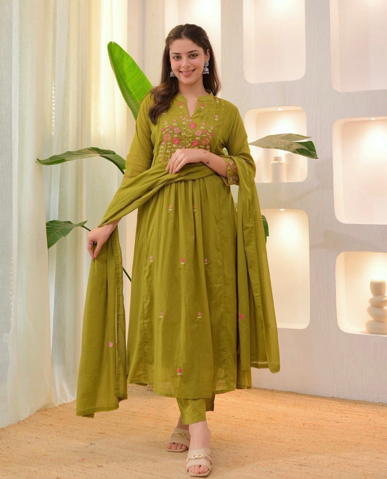 Amayra Cotton Threadwork Pant Dupatta Set – Thread & Lacework