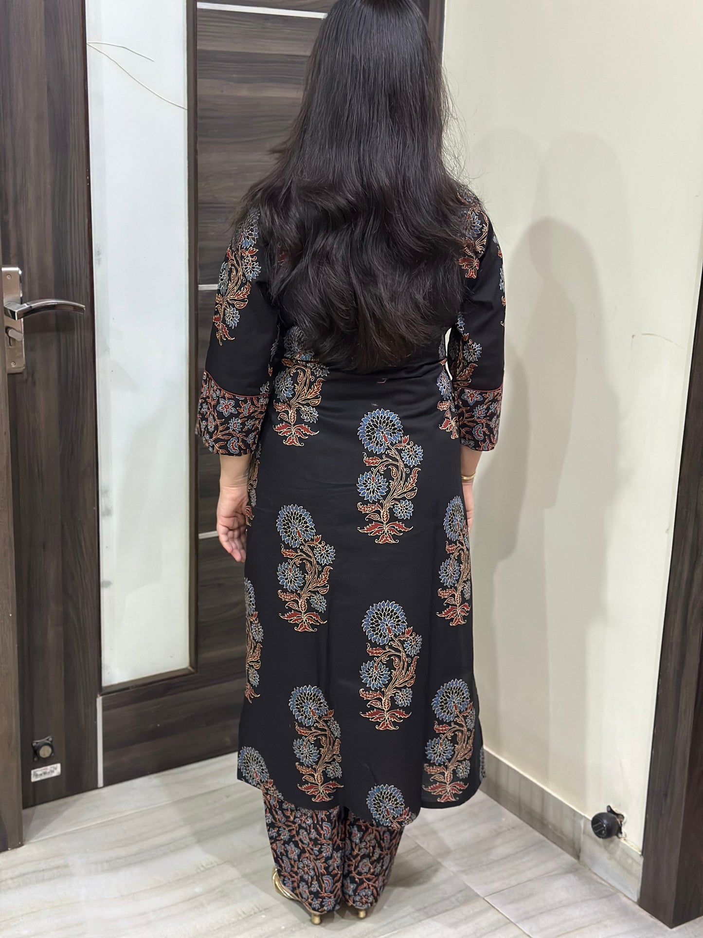 Ruhani Cotton kurta set for women black