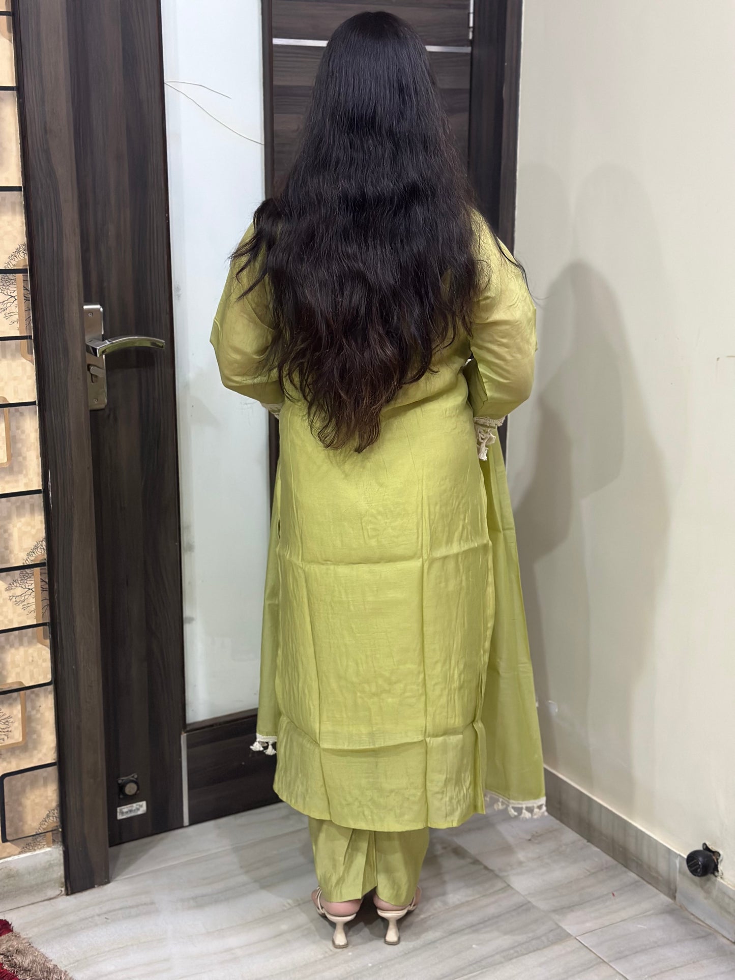 Anami festive Mul chanderi kurta set with silk dupatta