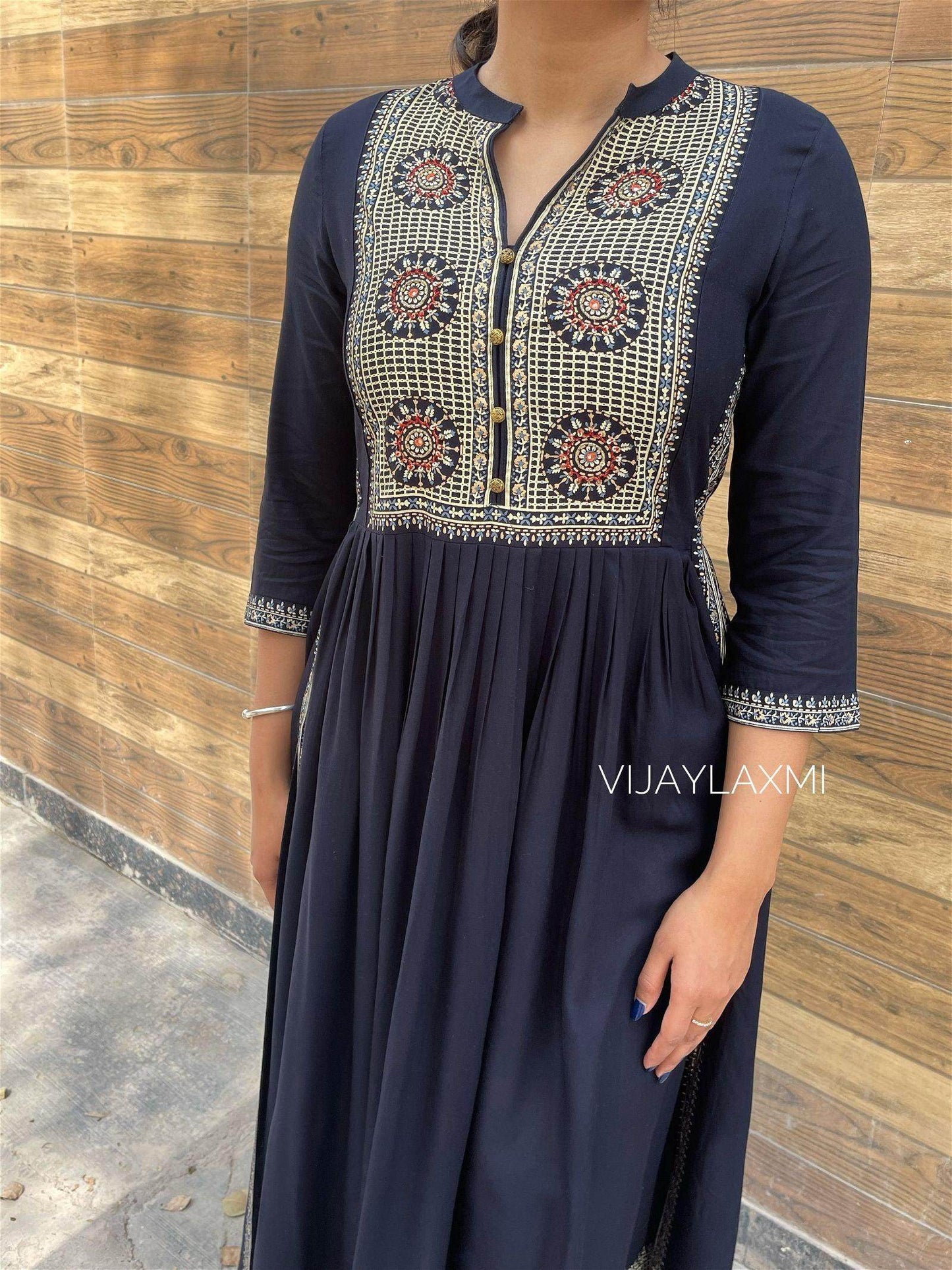 Naira cut Kurti D5 Navy - Vijay Laxmi