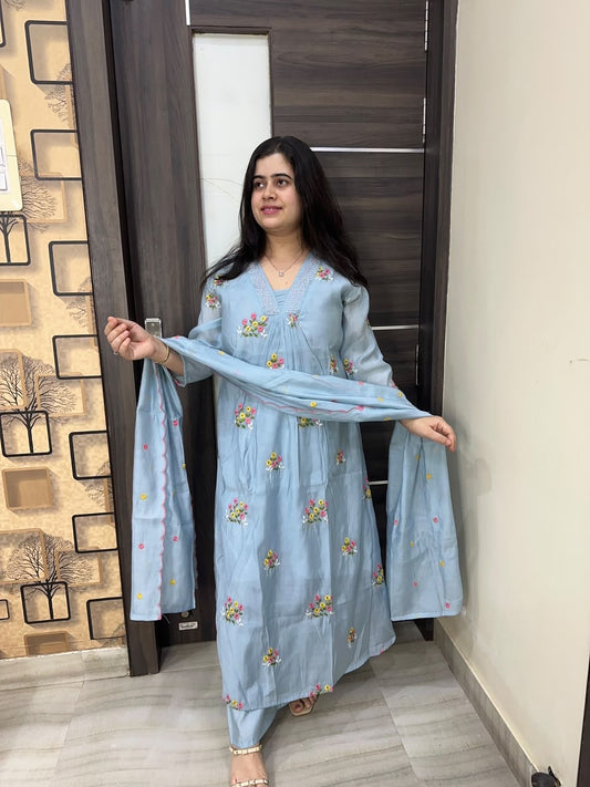 Neel Noor – Blue Mul Chanderi Embroidered Suit Set
