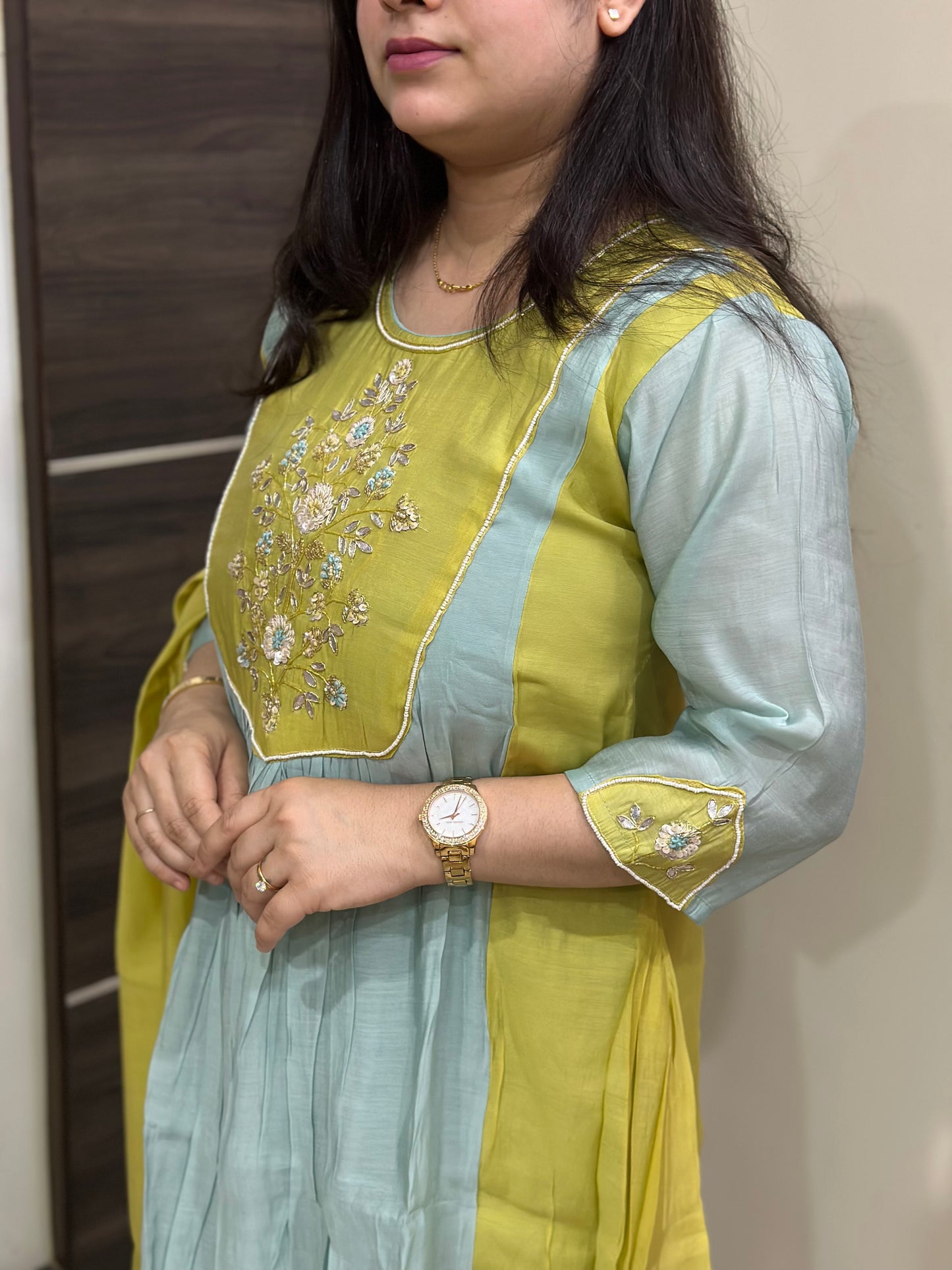 Anami festive Mul chanderi kurta set with silk dupatta