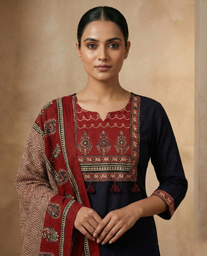 Black Arjakh Cotton Kurti Pant Dupatta Set – Thread & Lace