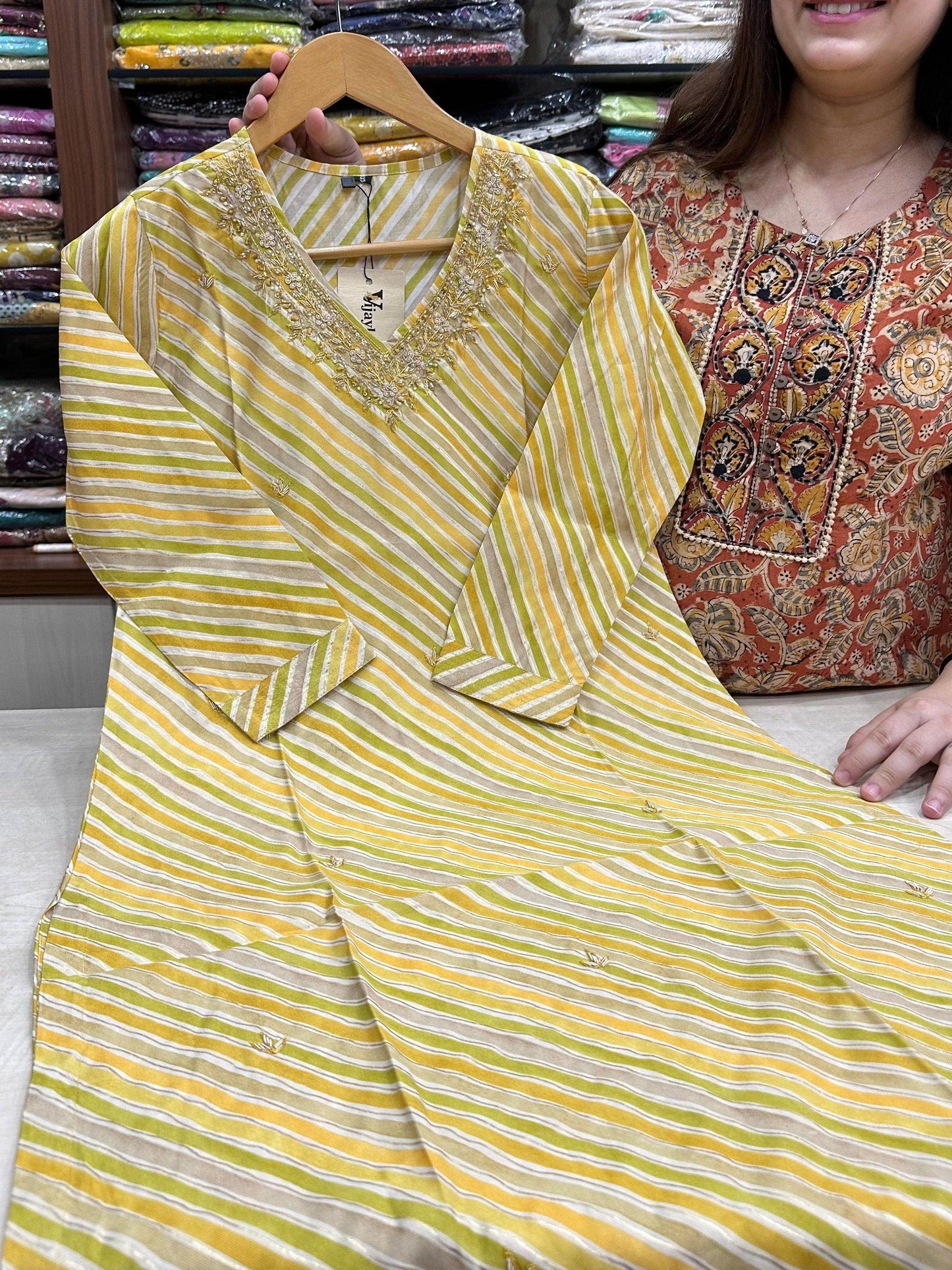 Muslin Silk lehariya Suit Set - Vijay Laxmi