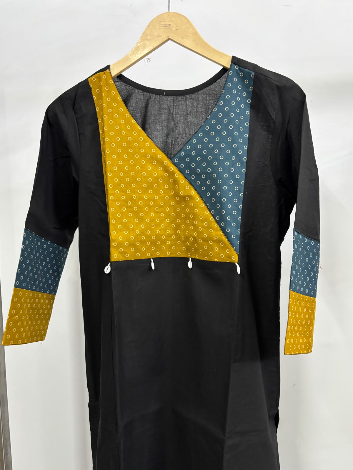 Rangrez pure cotton kurti for women black