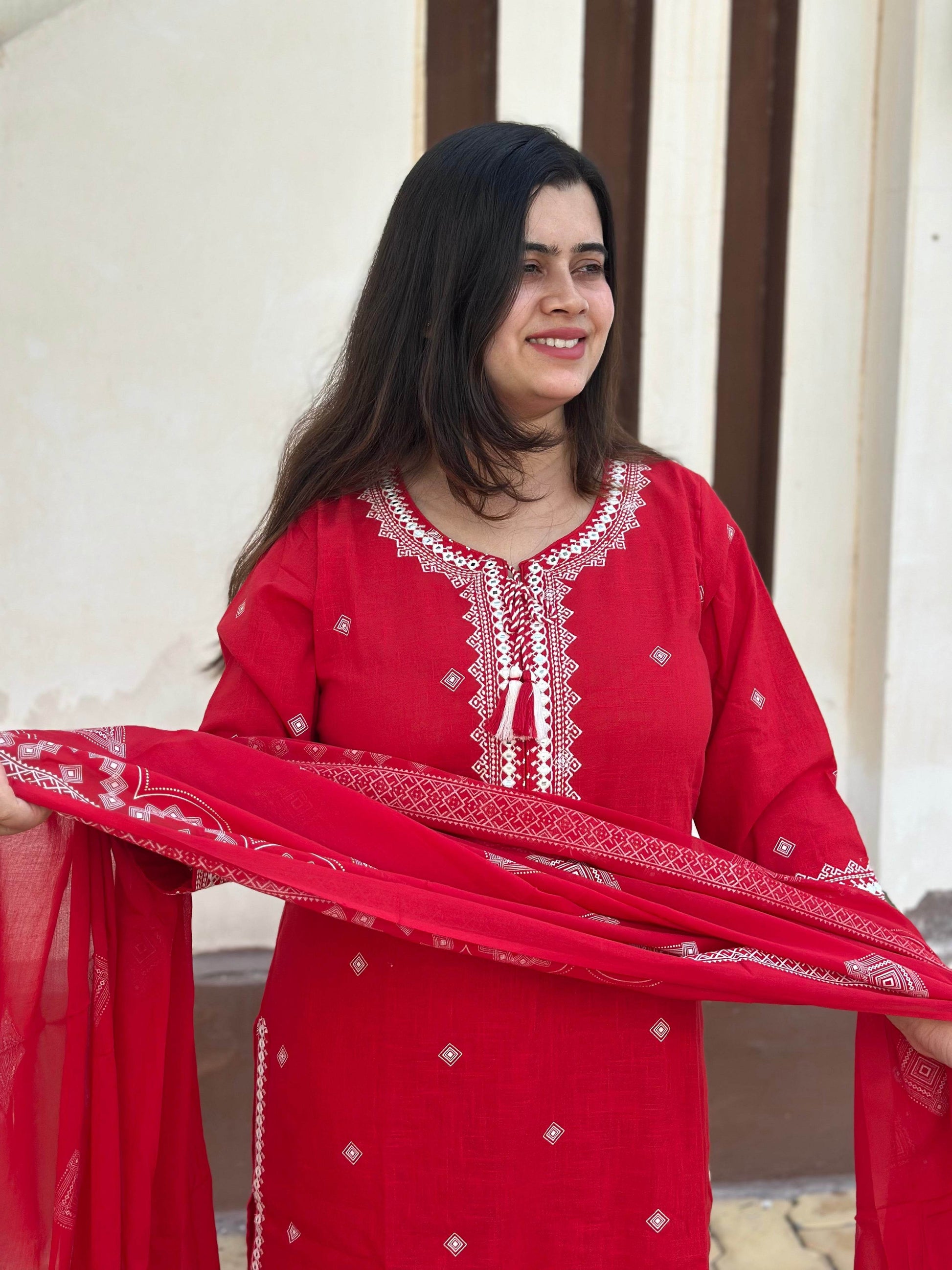 Cotton Flex kurta set with pants & dupatta - Vijay Laxmi