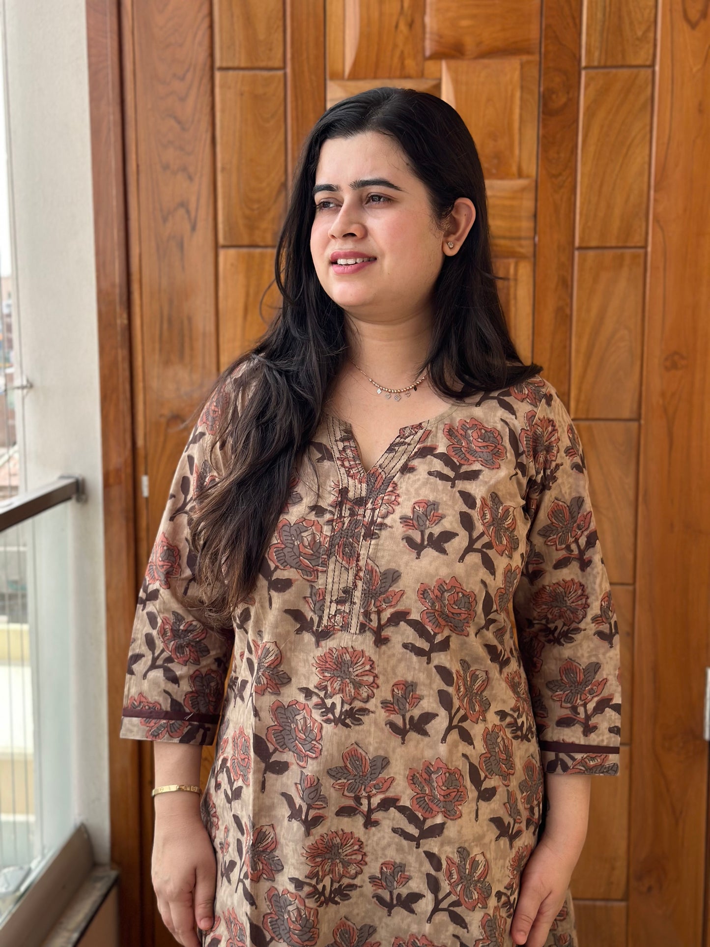 Gulmohar Cotton kurti for women dabu print