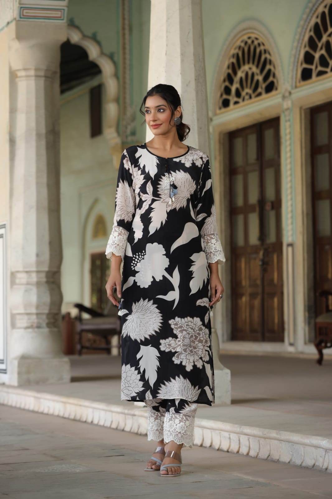 Pure Crepe Silk kurta set - Vijay Laxmi