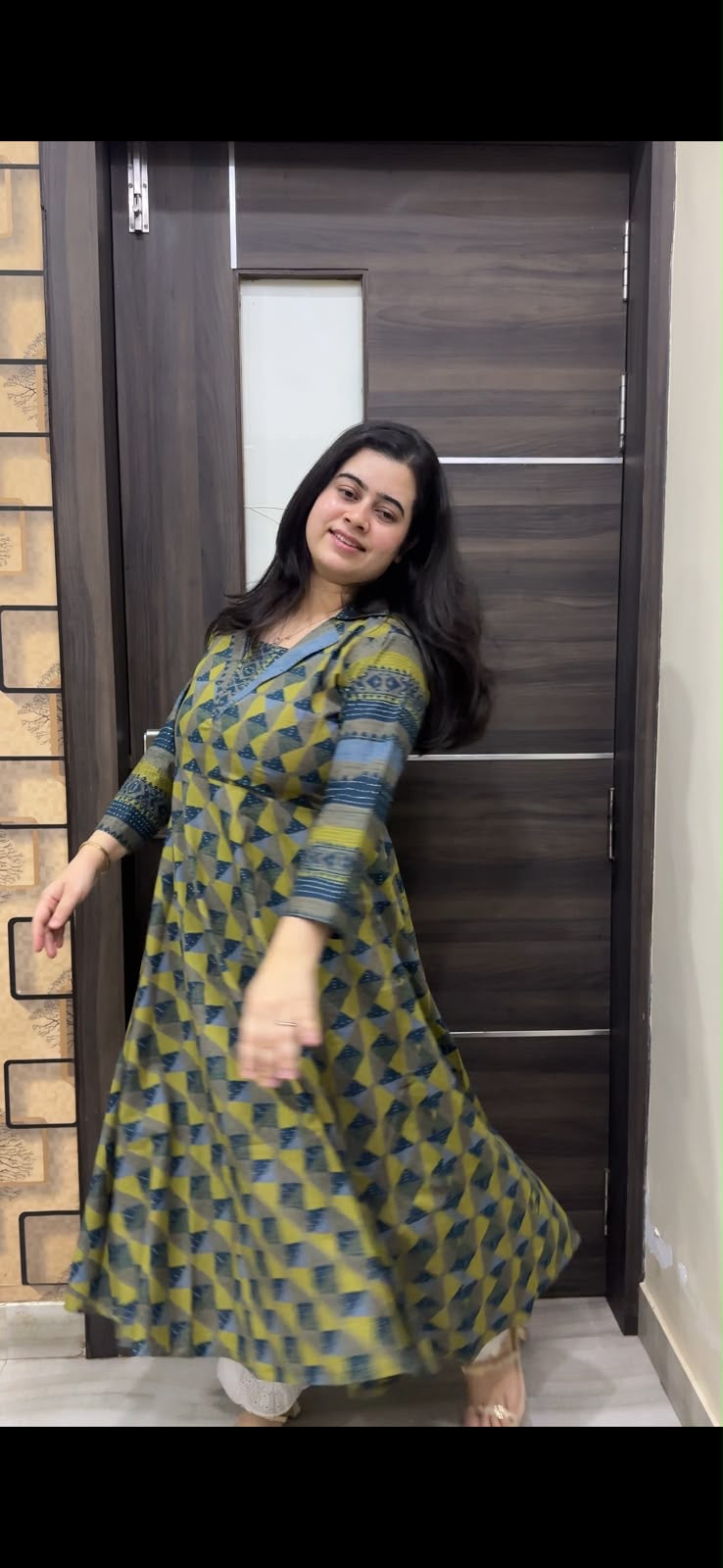 Sunehri pure cotton kurti for women green