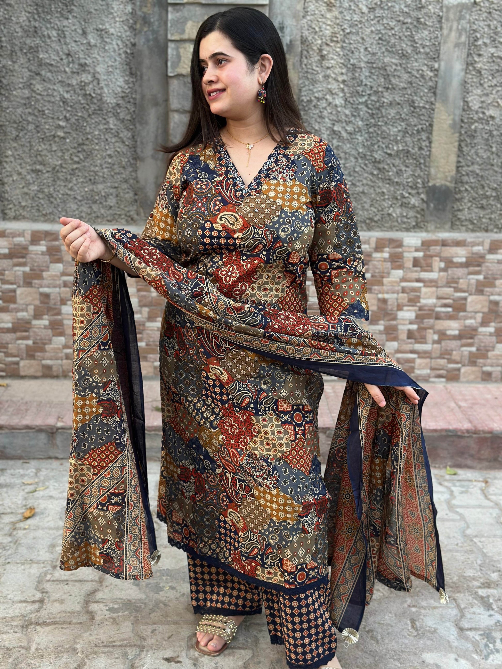 Cotton kurta set for women with dupatta - Vijay Laxmi