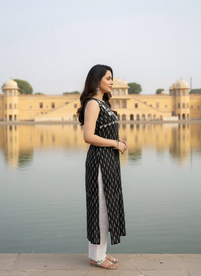 Sleeveless Cotton Kurti