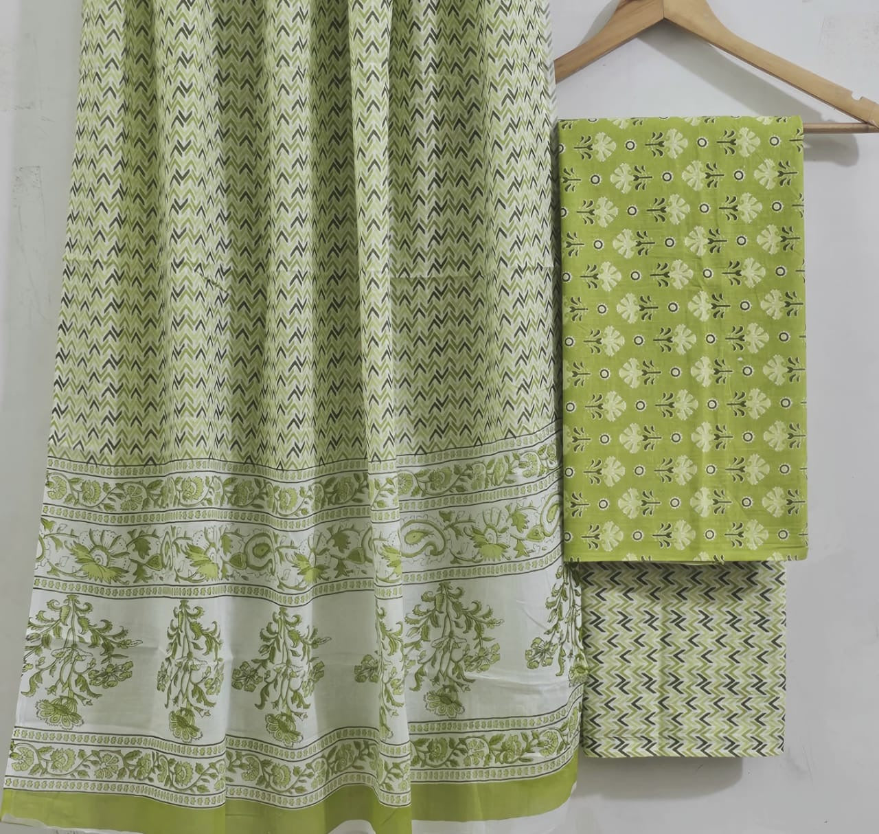 mBreathable Cotton Printed Unstitched Suit