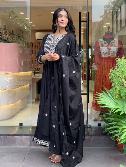 Premium Cotton Designer Thread Embroidered Anarkali Suit Set