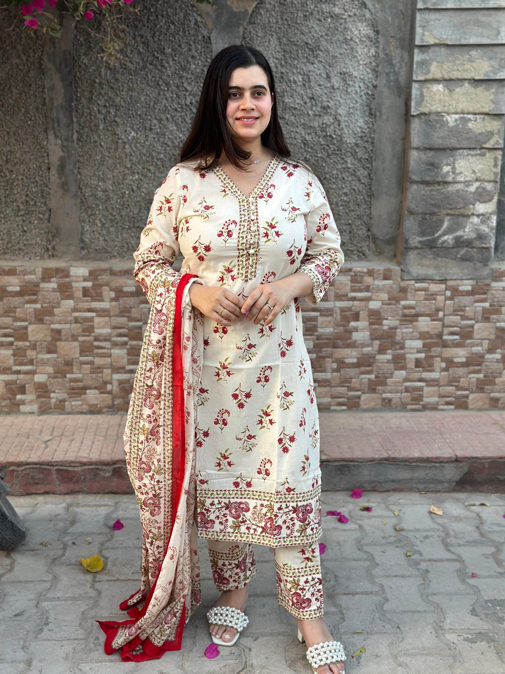 Cotton kurta set for women with dupatta - Vijay Laxmi