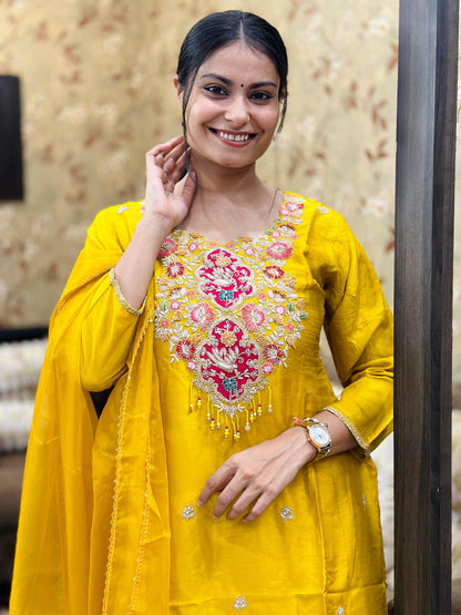 Dola Silk suit For Women - Vijay Laxmi