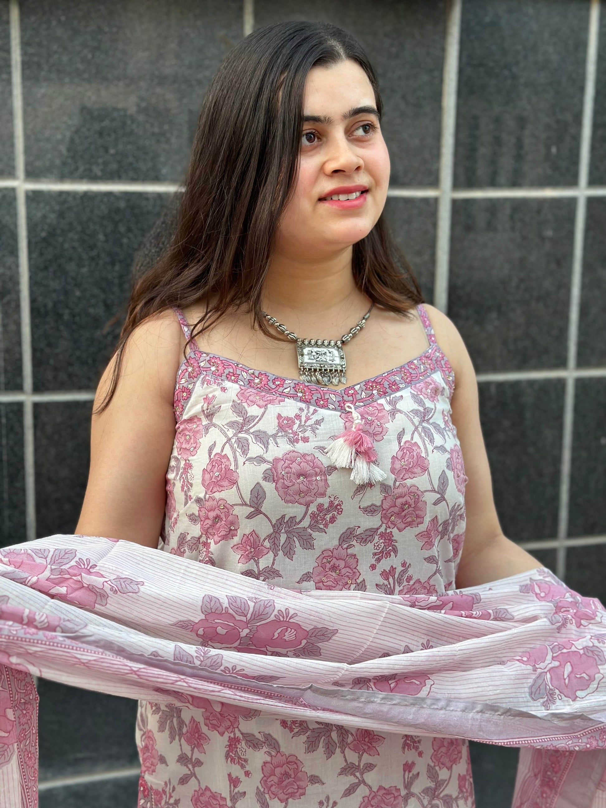 Sleeveless Thread Work Cotton Suit For Women - Vijay Laxmi