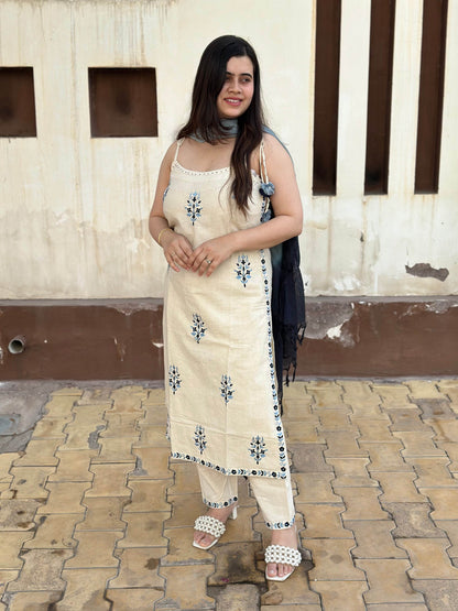 Sleeveless Thread Work Cotton Suit For Women - Vijay Laxmi