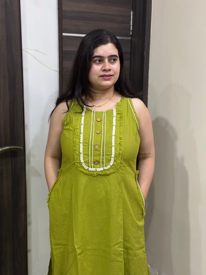 Anami Sleeveless Cotton Kurta set Green