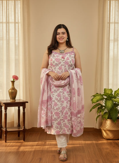 Sleeveless Thread Work Cotton Suit For Women