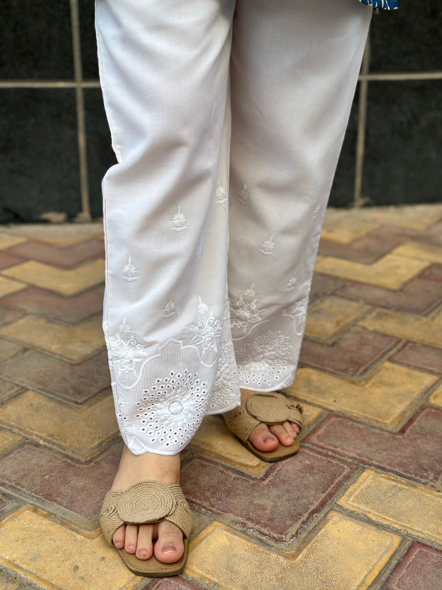 Cotton chikankari hakuba pants