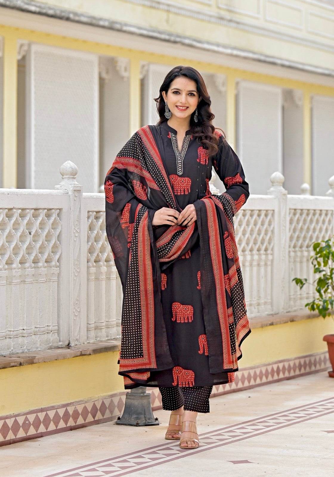 Vijaylaxmi Women’s Cotton straight kurta with Pant & Dupatta - Vijay Laxmi