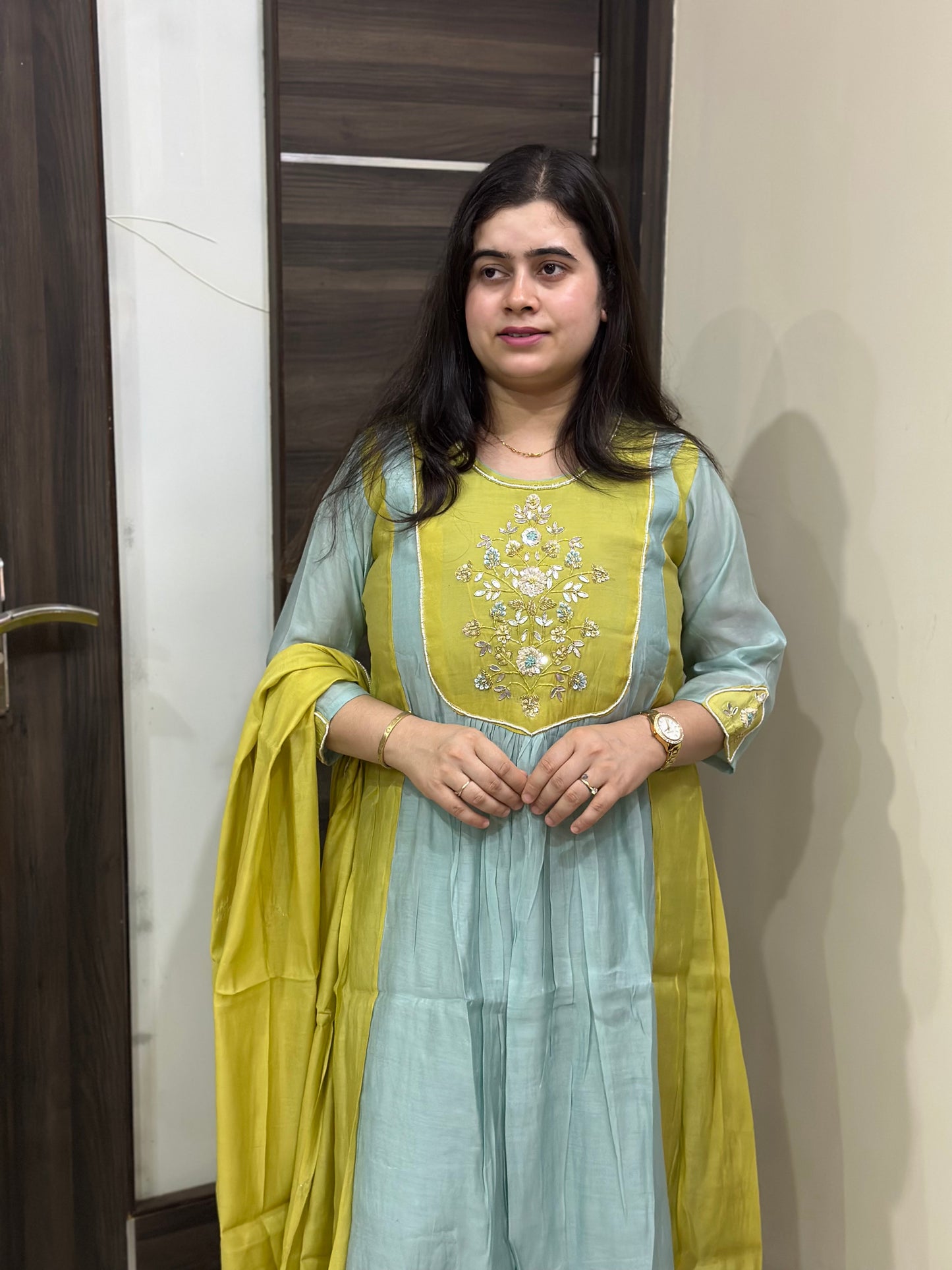 Anami festive Mul chanderi kurta set with silk dupatta
