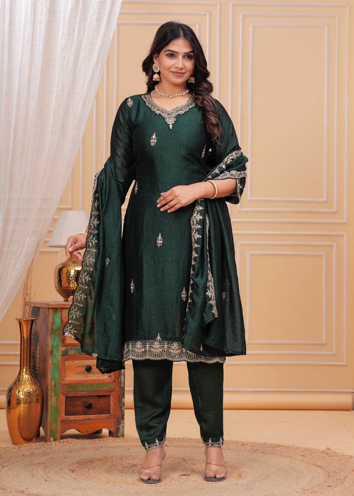 Maharani Dola Silk Suit - Vijay Laxmi