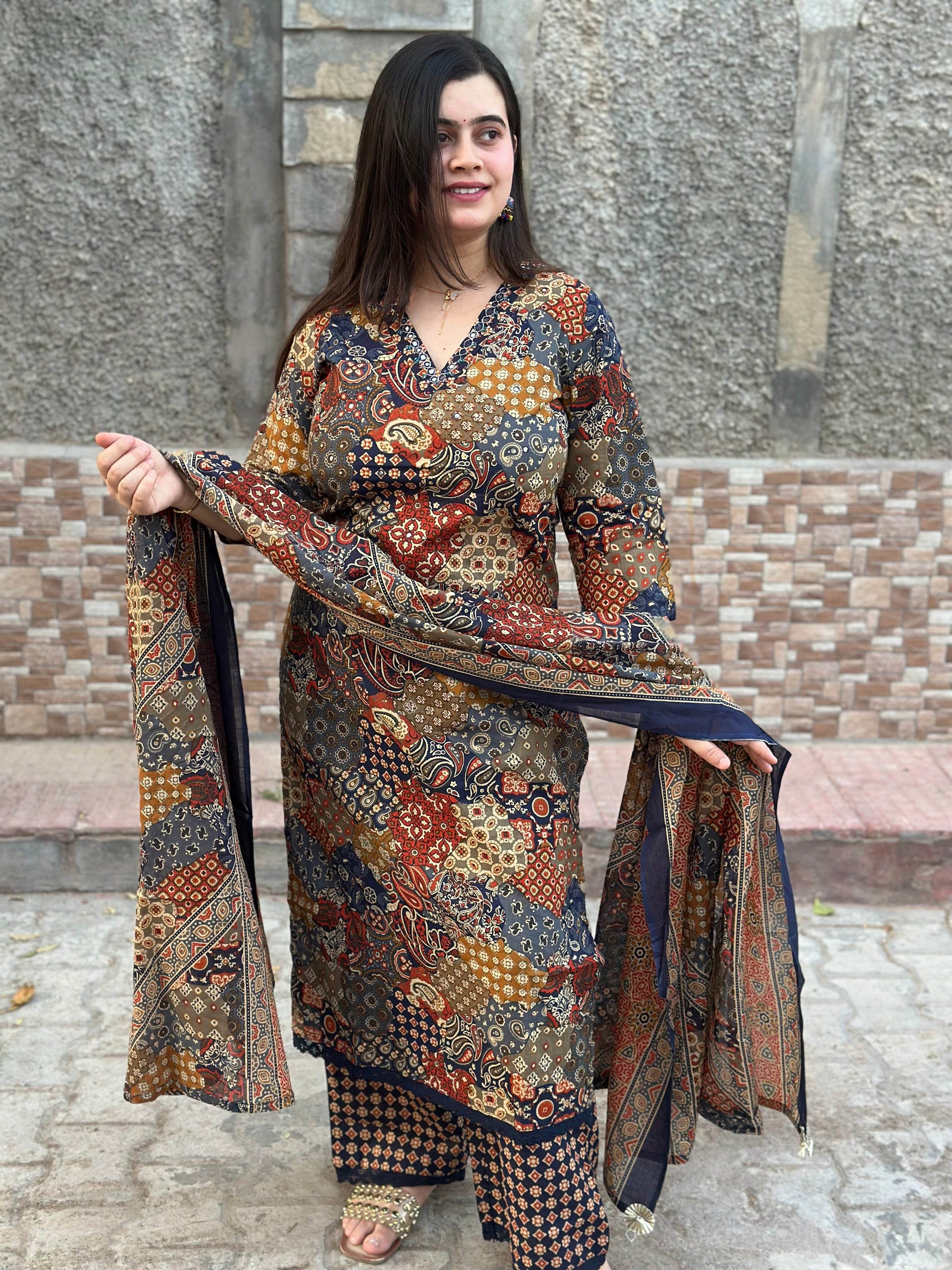 Cotton kurta set for women with dupatta - Vijay Laxmi