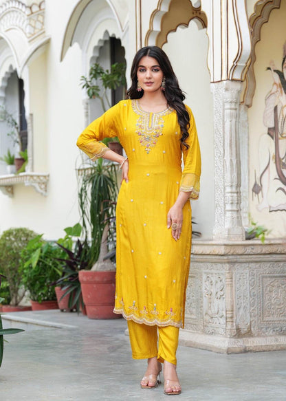Plus size Dola silk suit - Vijay Laxmi