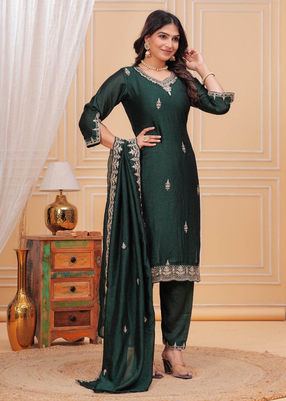 Maharani Dola Silk Suit - Vijay Laxmi