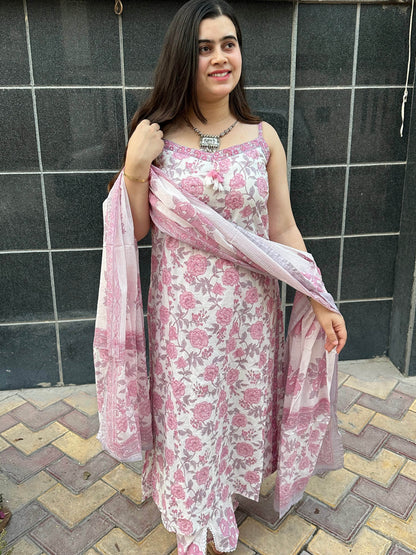 Sleeveless Thread Work Cotton Suit For Women - Vijay Laxmi