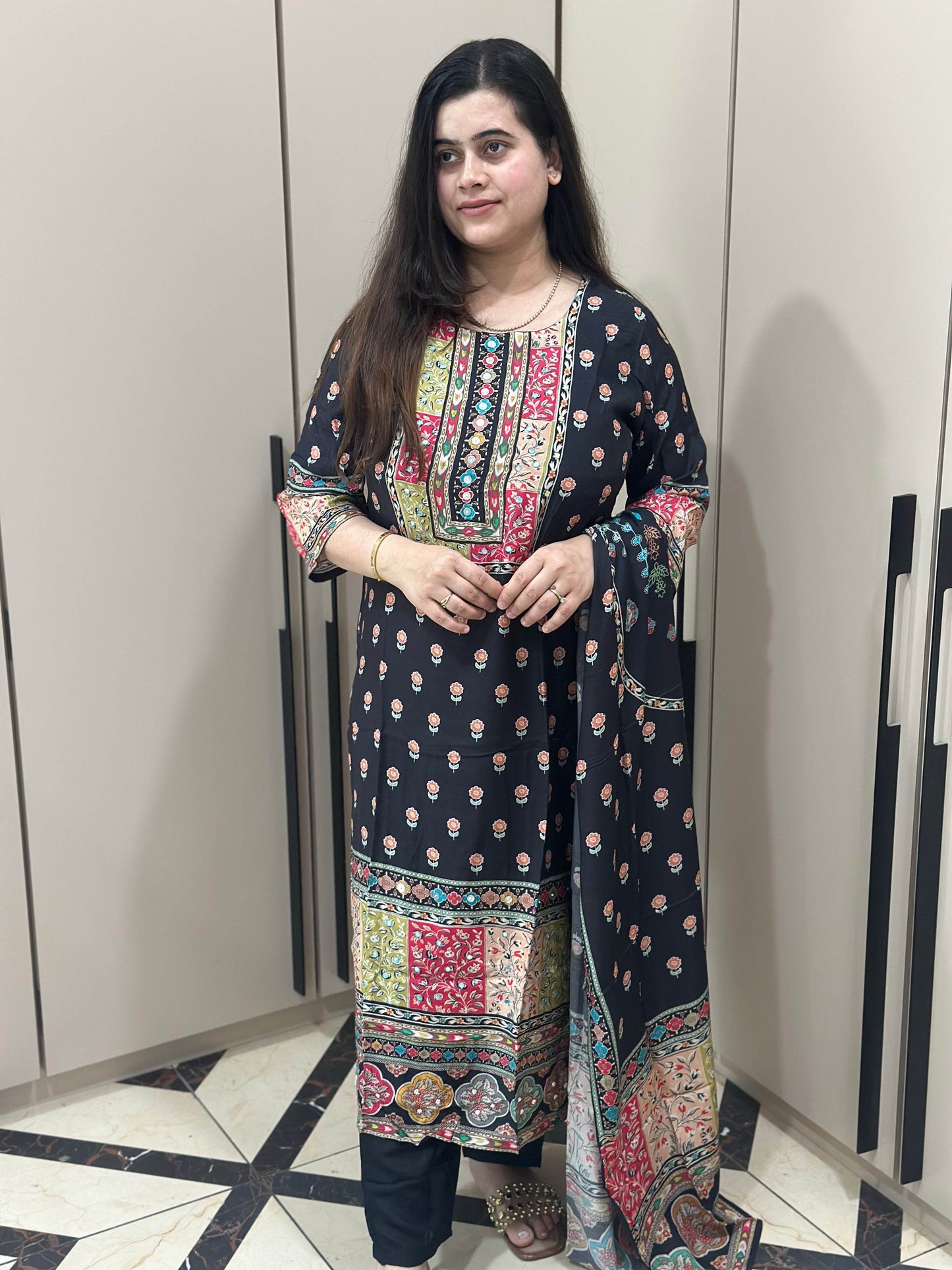 Crepe Silk Suit Set for Women - Vijay Laxmi