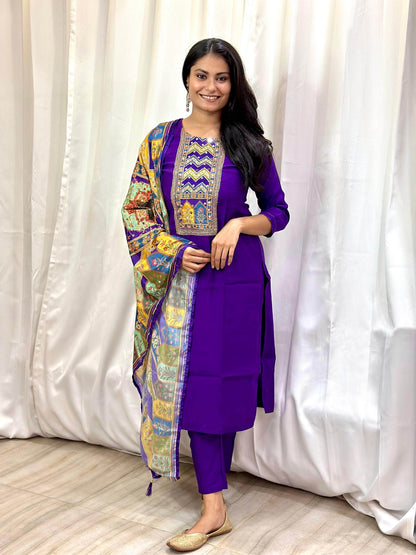 Silk suit For Women - Vijay Laxmi