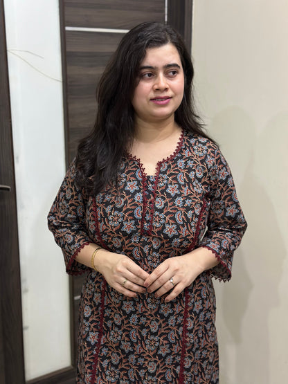 Madhubani pure cotton kurti for women black