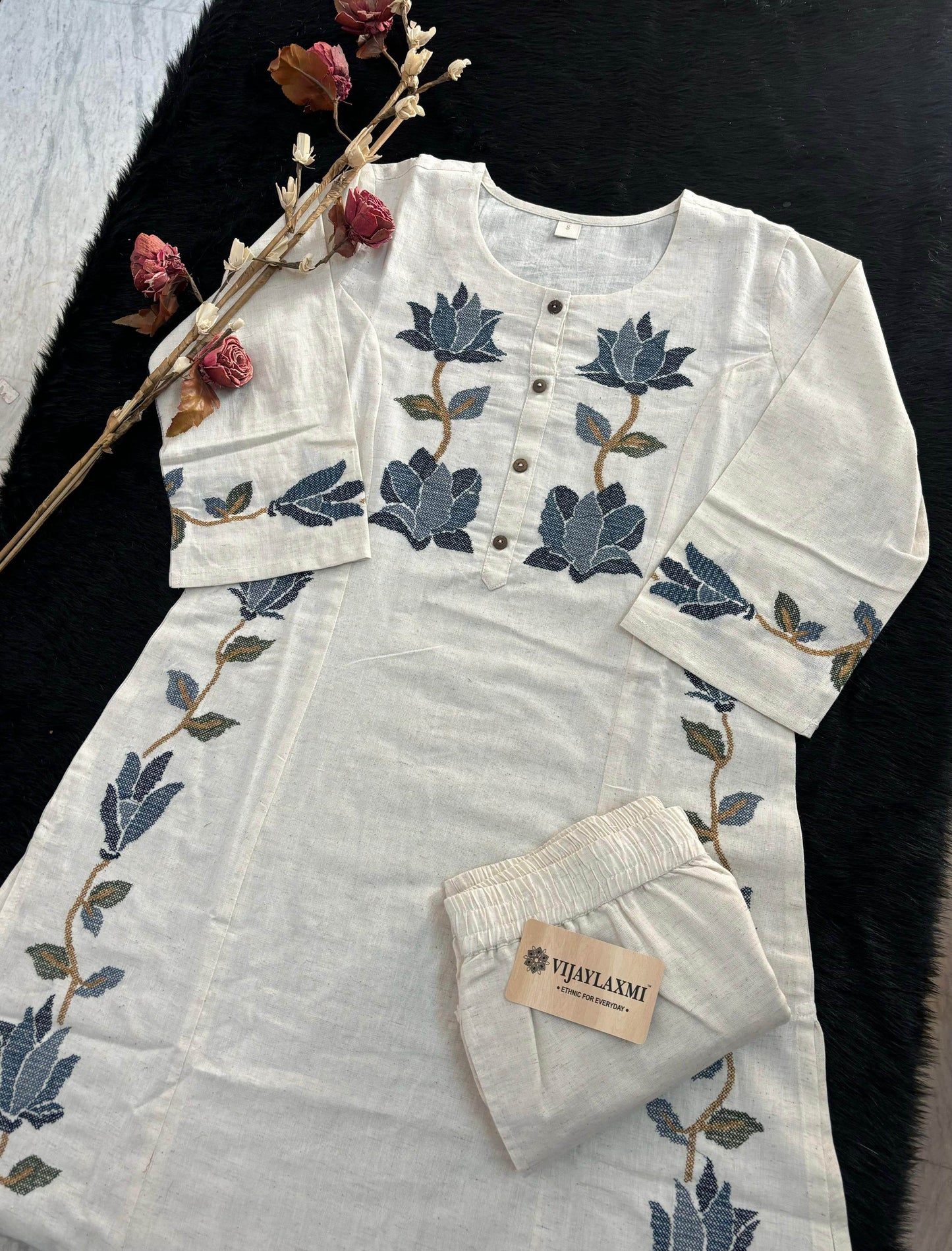 Pure cotton kurta set with pants - Vijay Laxmi