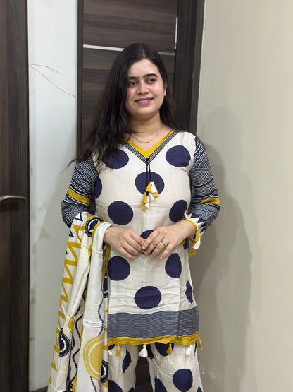 Anami festive modal kurta set with farshi salwar & dupatta