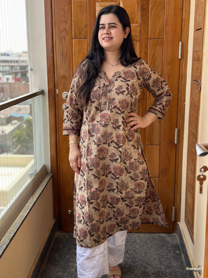 Gulmohar Cotton kurti for women dabu print