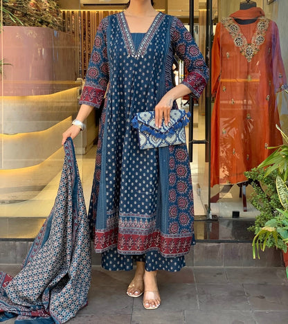 Mehar Anarkali Cotton Kurti Pant Dupatta Set – Thread & Lace Work (Only Pre-booking)