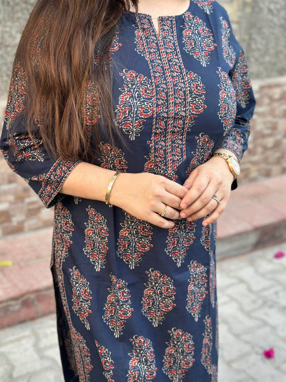 Ajrakh print kurta set with pants - Vijay Laxmi