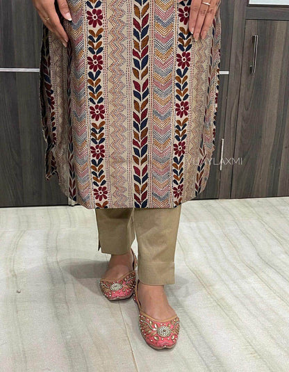 Beige Muslin kurta set - Vijay Laxmi