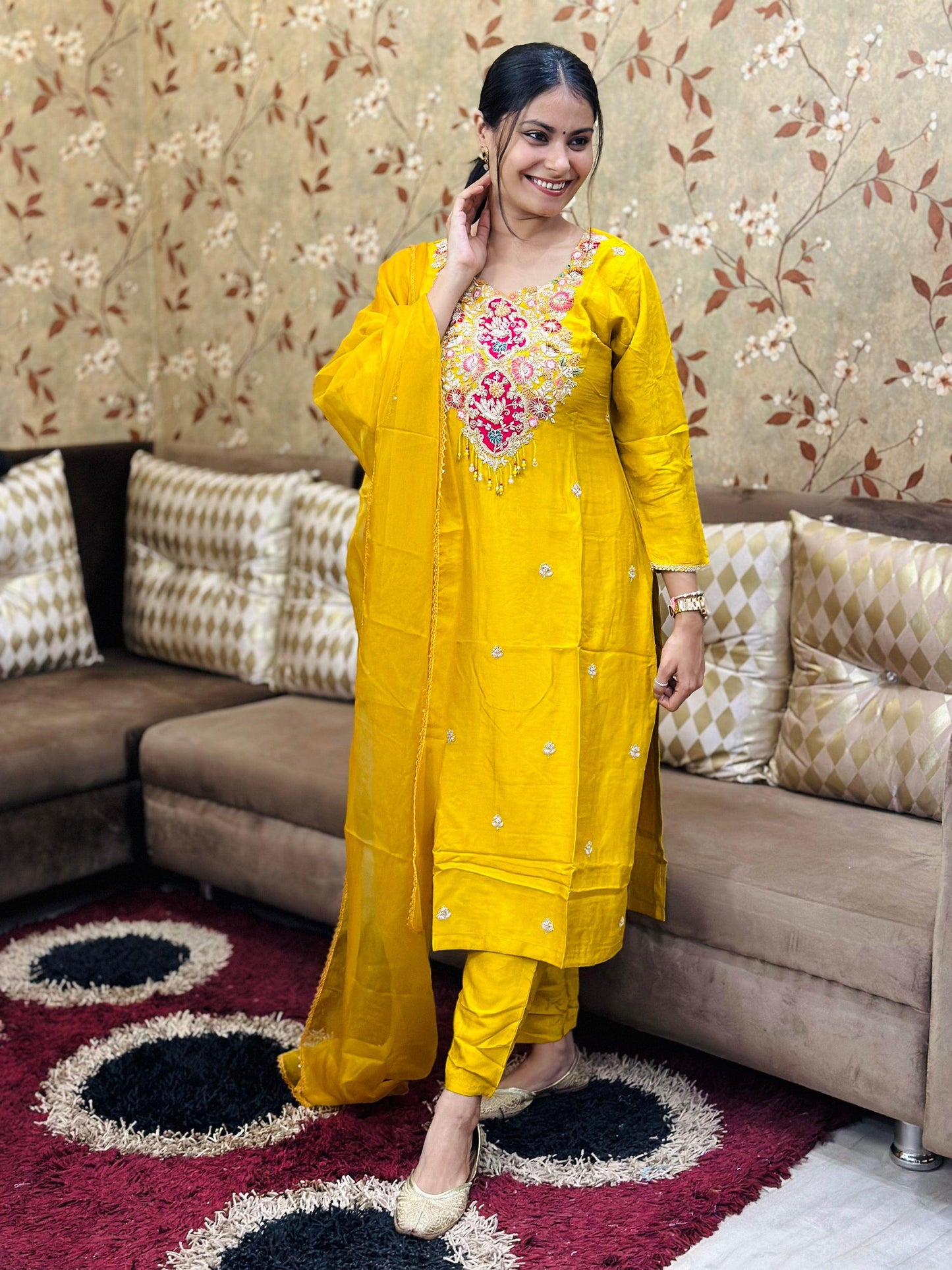 Dola Silk suit For Women - Vijay Laxmi