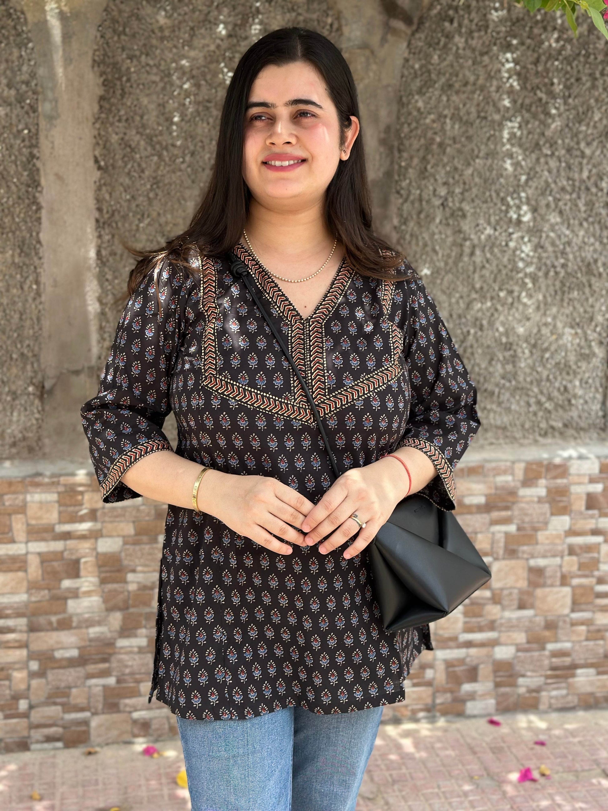 Short Cotton tunics for women - Vijay Laxmi