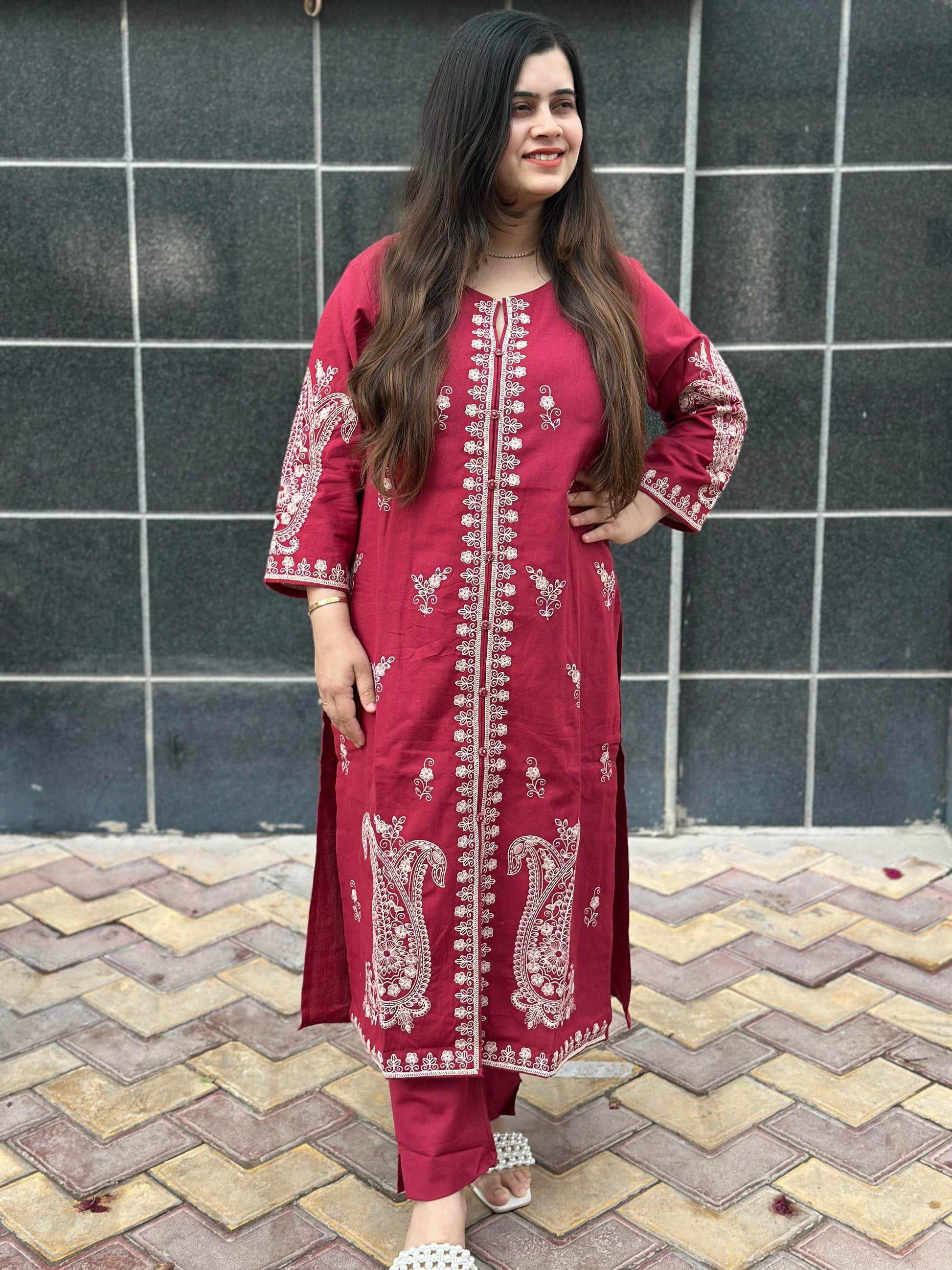 Cotton Chikankari kurta Set - Vijay Laxmi