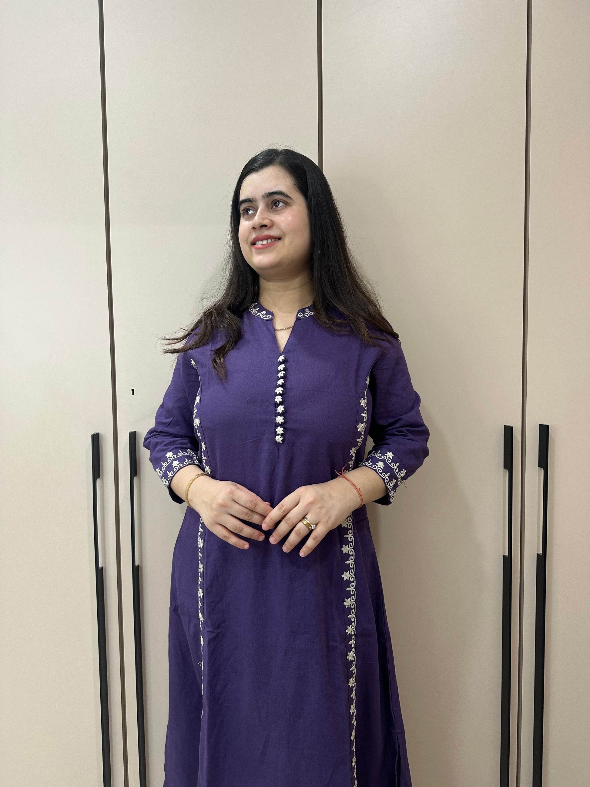 Cotton kurta set with pants - Vijay Laxmi