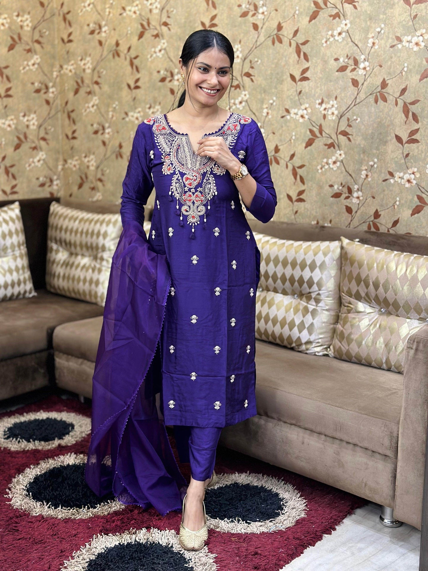 Dola Silk suit For Women - Vijay Laxmi