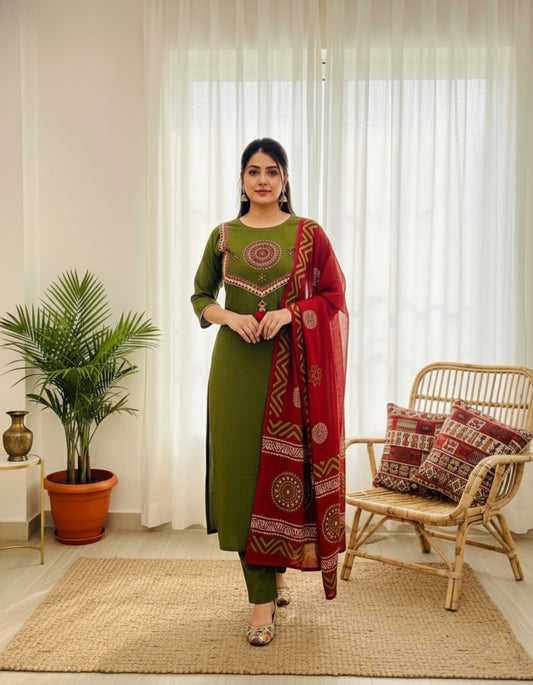 Amayra Arjakh Cotton Kurti Pant Dupatta Set – Thread & Lace