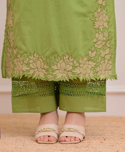 Gaurangi Embroidered Cotton Kurti Pant Dupatta Set – Thread & Lace Green