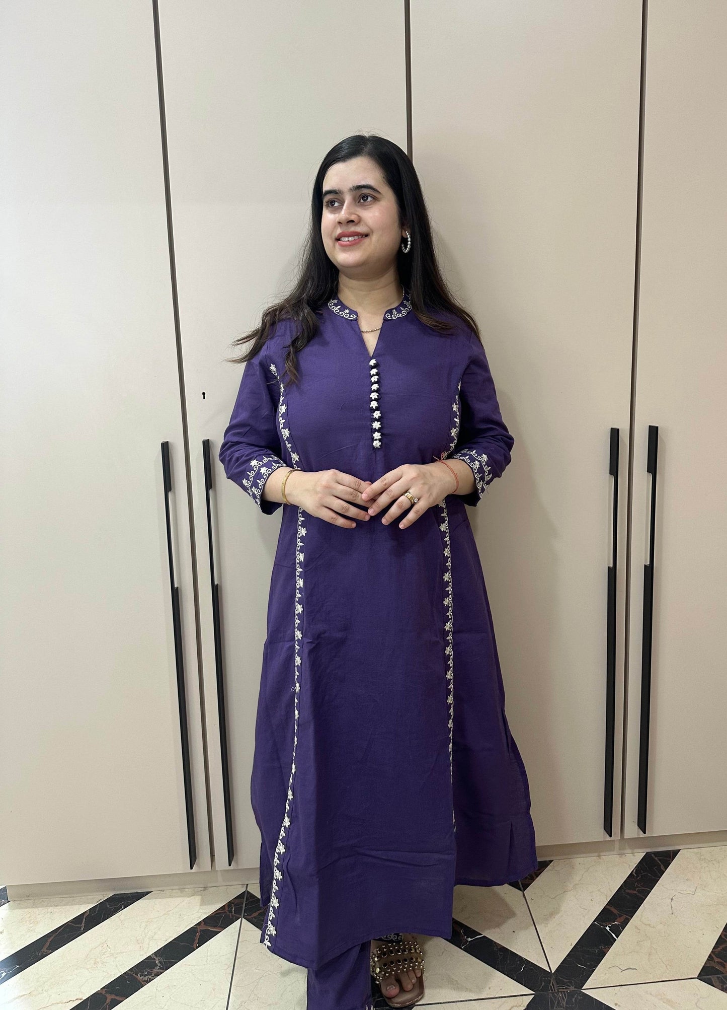 Cotton kurta set with pants - Vijay Laxmi