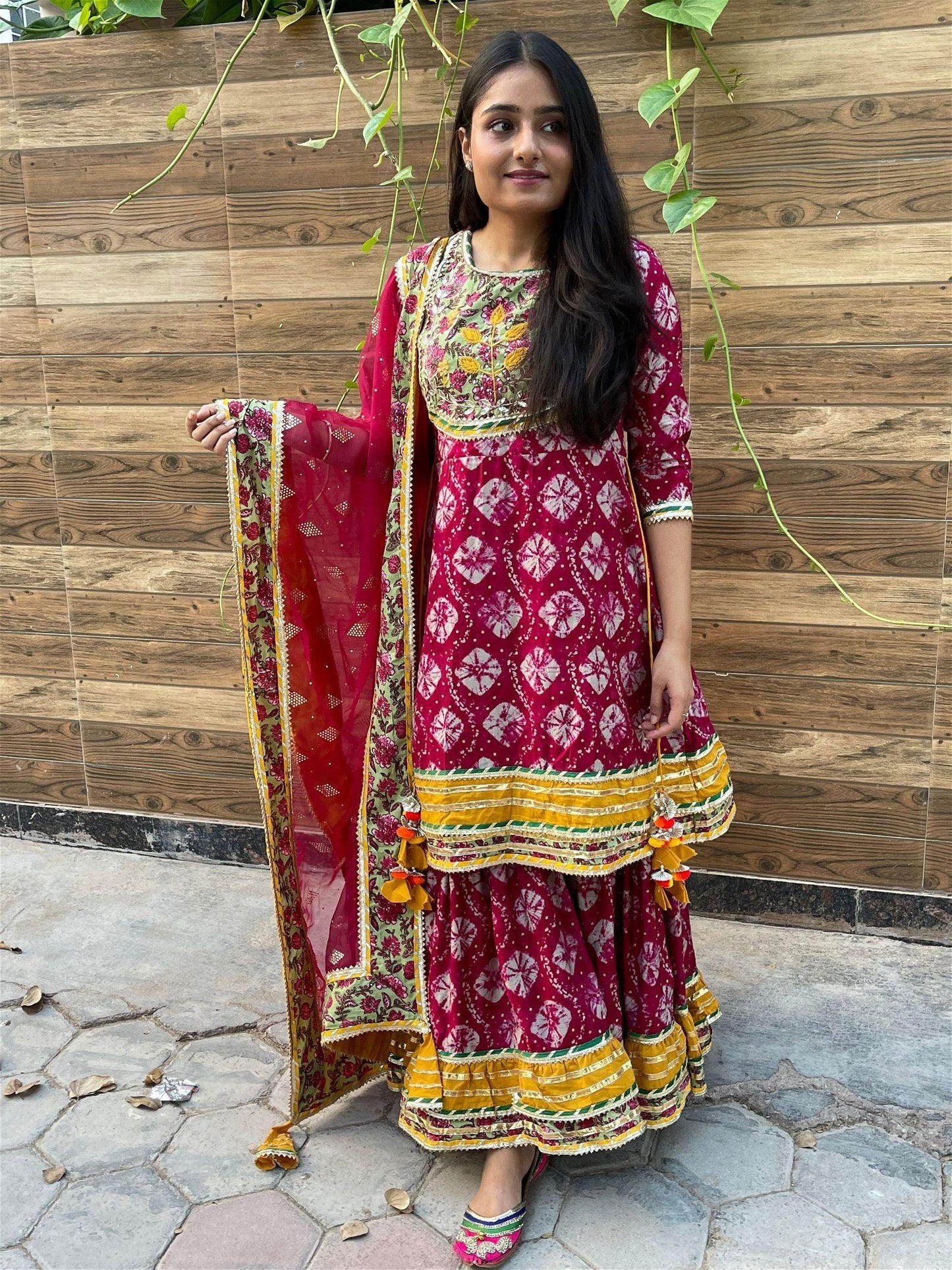 Gharara Suit 01 - Vijay Laxmi